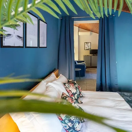 Blue Attic - Historical Center By Rent * Como