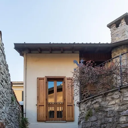 Blue Attic - Historical Center By Rent דירה *